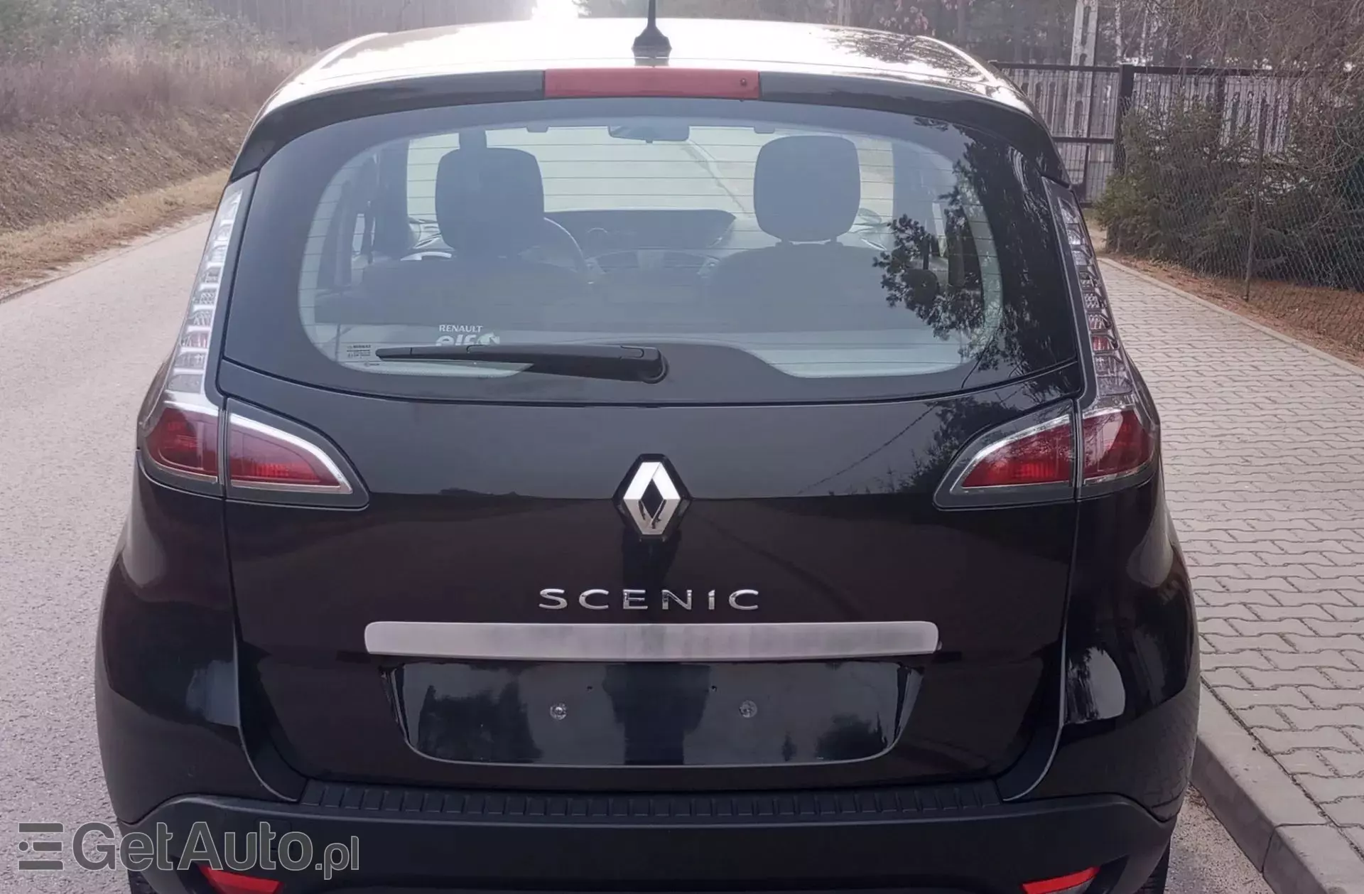 RENAULT Scenic 1.6 16V (110 KM)