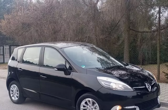 RENAULT Scenic 1.6 16V (110 KM)