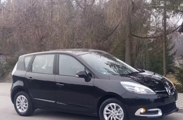 RENAULT Scenic 1.6 16V (110 KM)