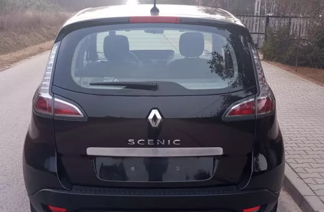 RENAULT Scenic 1.6 16V (110 KM)