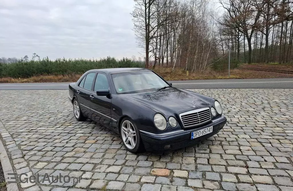 MERCEDES-BENZ Klasa E 