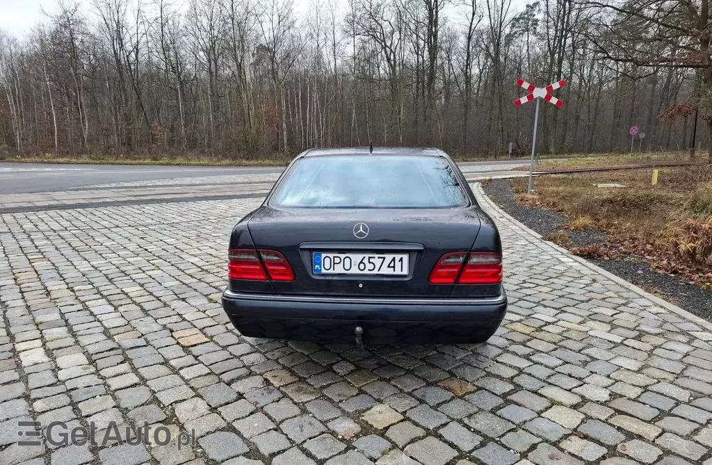 MERCEDES-BENZ Klasa E 