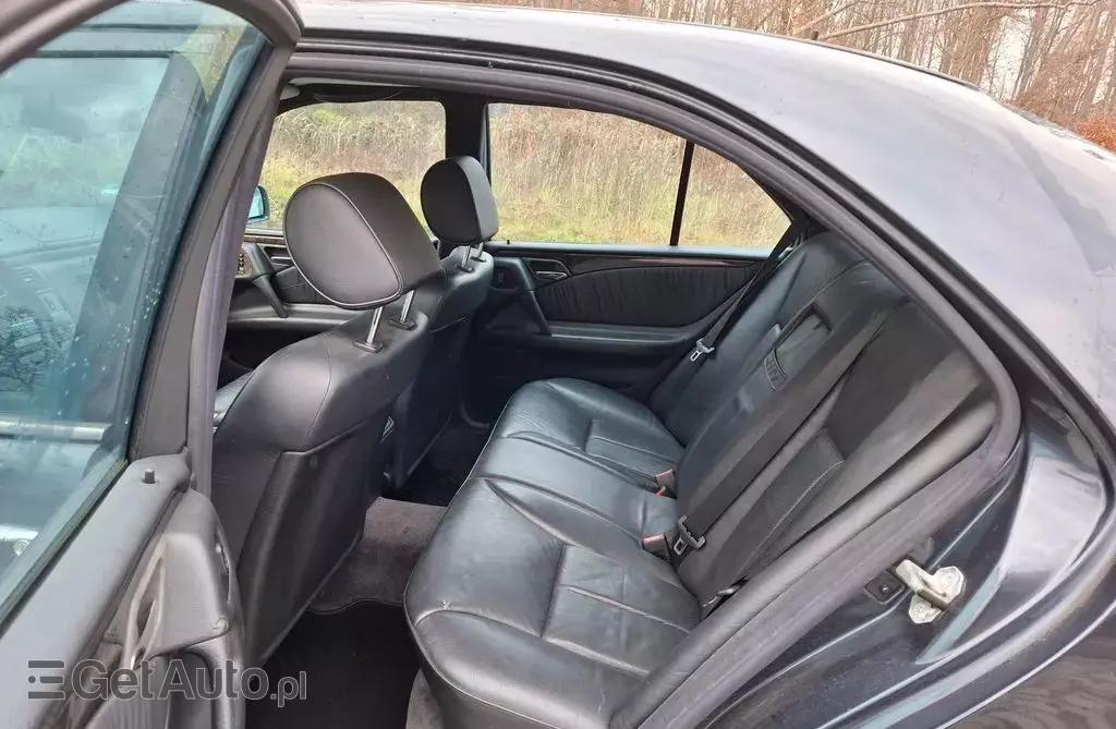 MERCEDES-BENZ Klasa E 