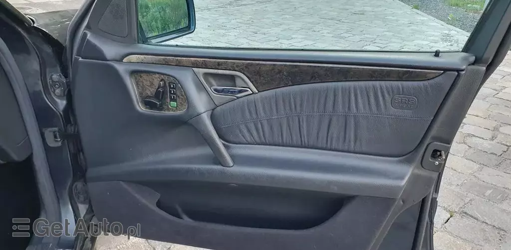 MERCEDES-BENZ Klasa E 