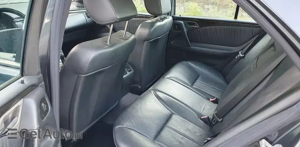 MERCEDES-BENZ Klasa E 