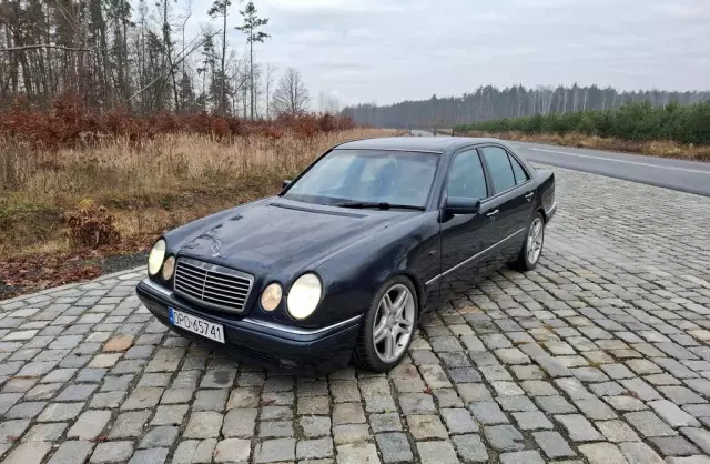 MERCEDES-BENZ Klasa E 