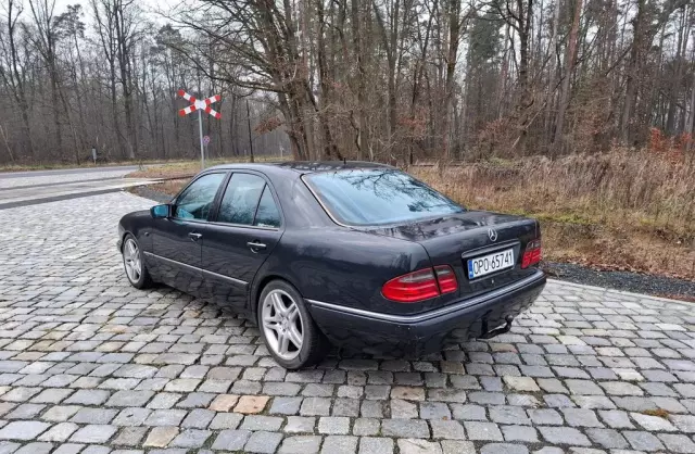 MERCEDES-BENZ Klasa E 