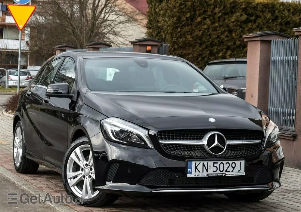MERCEDES-BENZ Klasa A 160 AMG Line