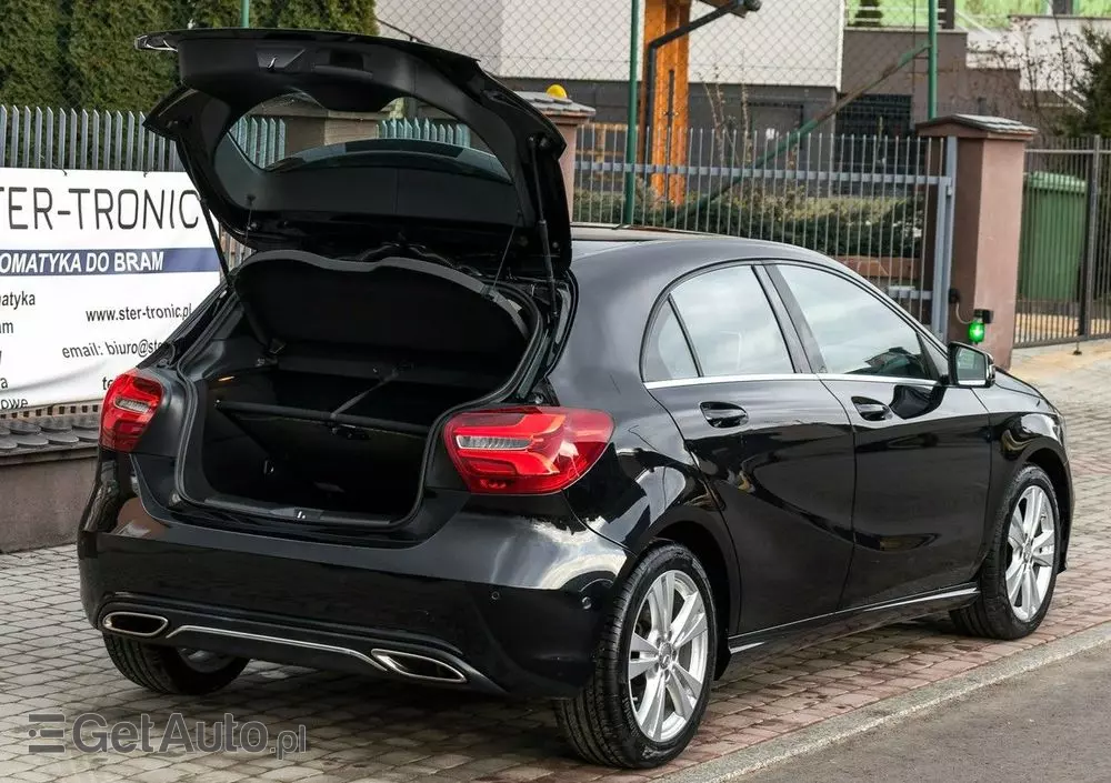 MERCEDES-BENZ Klasa A 160 AMG Line