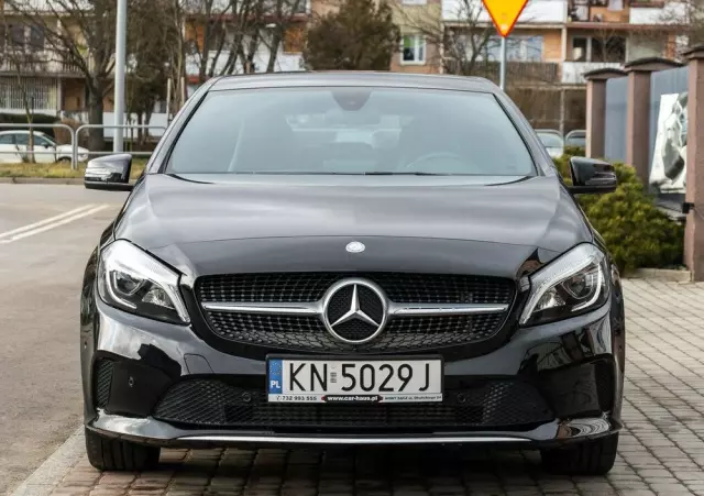 MERCEDES-BENZ Klasa A 160 AMG Line