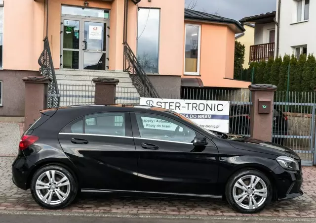 MERCEDES-BENZ Klasa A 160 AMG Line