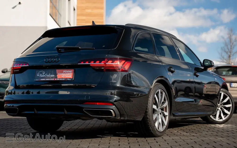 AUDI A4 Avant 35 TFSI S tronic S line