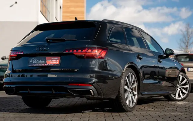 AUDI A4 Avant 35 TFSI S tronic S line