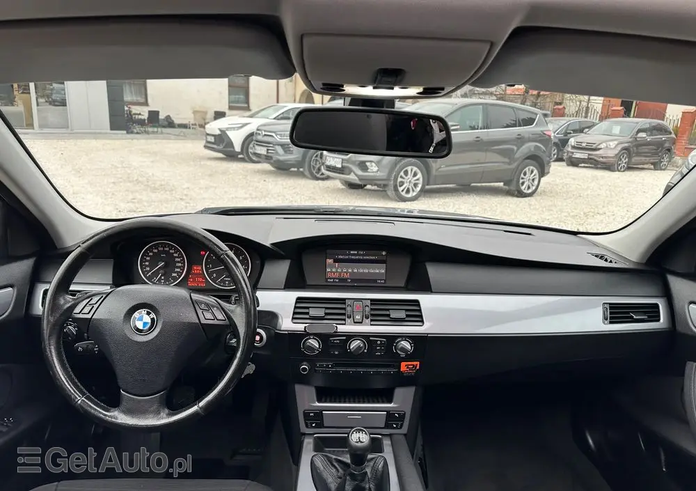BMW Seria 5 523i