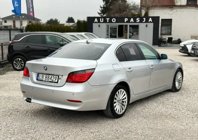 BMW Seria 5 523i