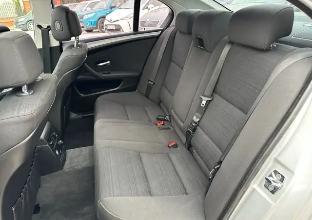 BMW Seria 5 523i