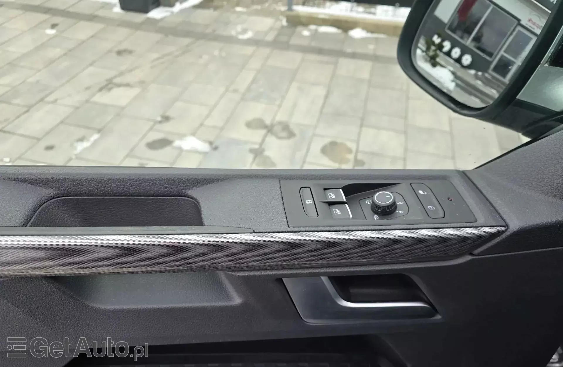 VOLKSWAGEN Multivan 2.0 TDI (204 KM) 4MOTION