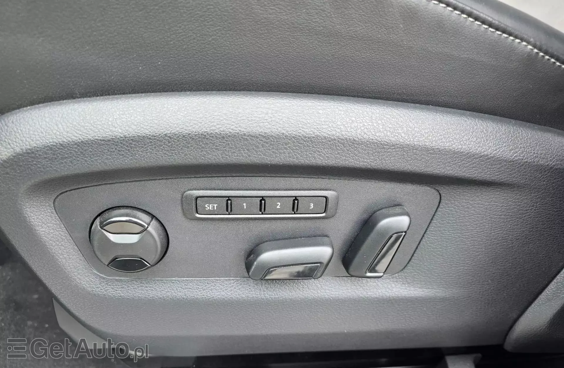 VOLKSWAGEN Multivan 2.0 TDI (204 KM) 4MOTION