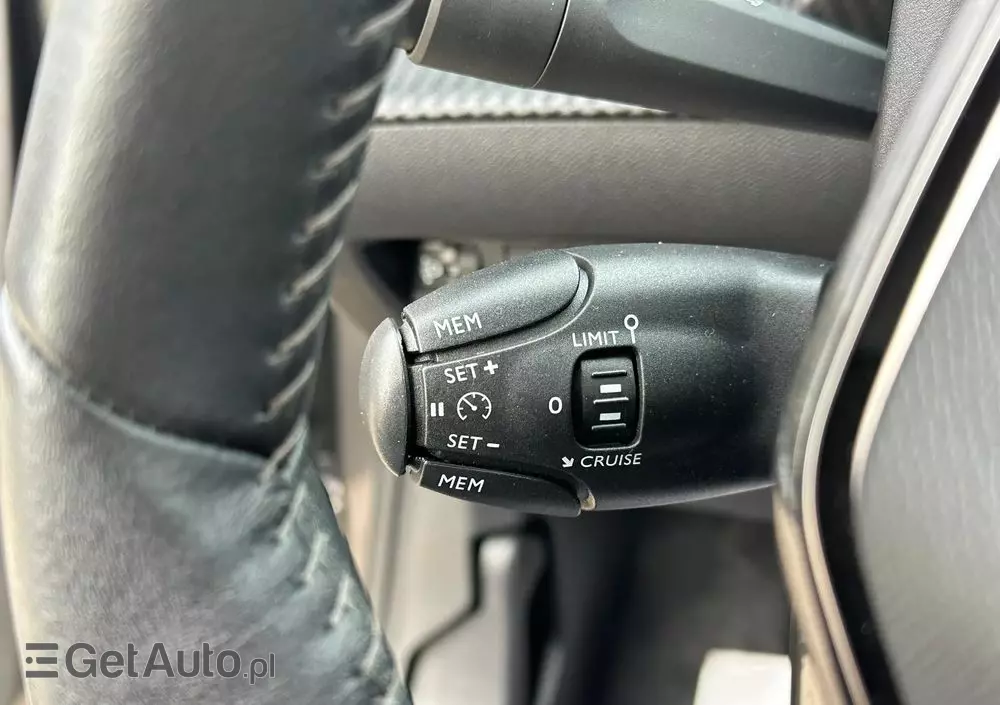 PEUGEOT 208 1.2 PureTech Active Pack S&S