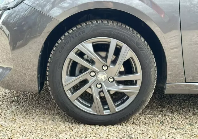 PEUGEOT 208 1.2 PureTech Active Pack S&S