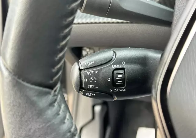 PEUGEOT 208 1.2 PureTech Active Pack S&S