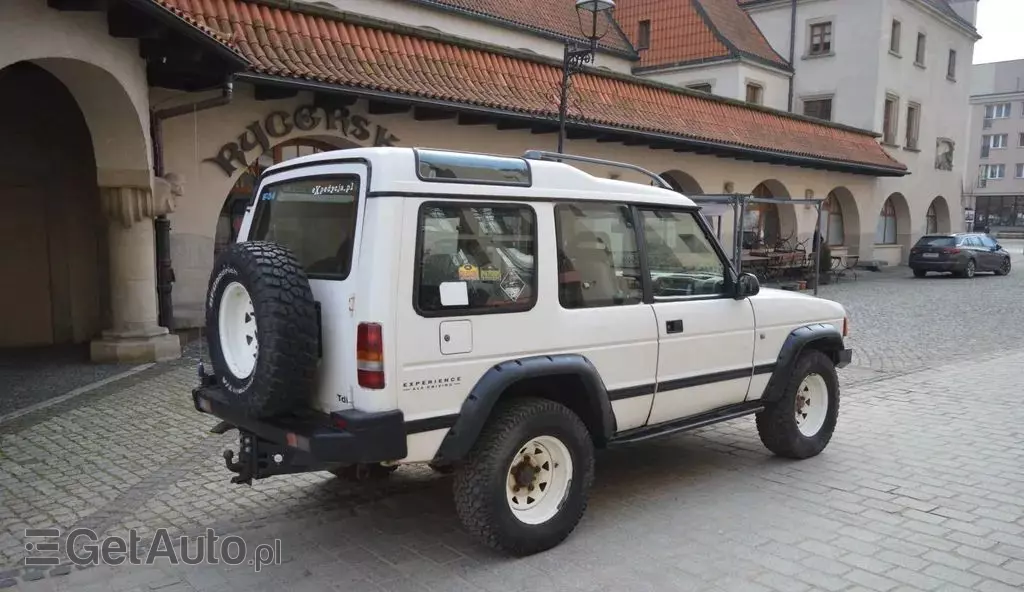 LAND ROVER Discovery 