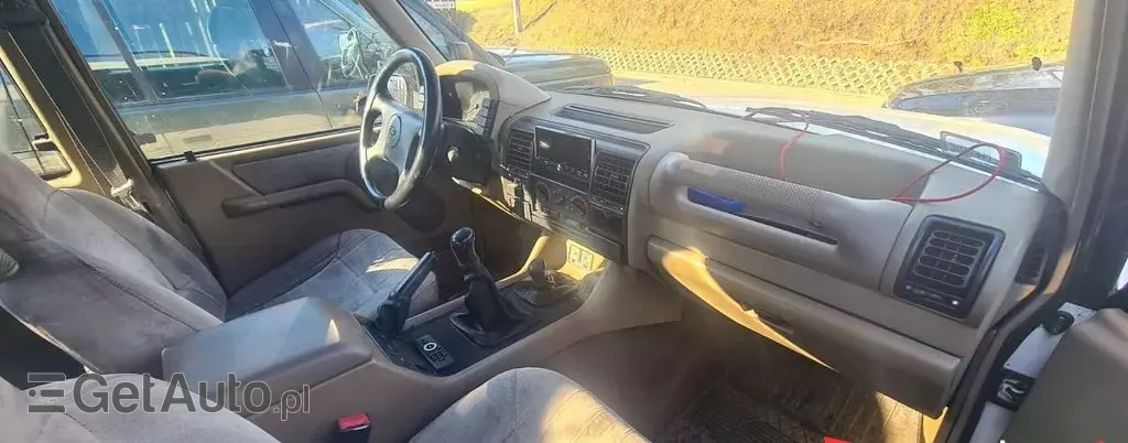 LAND ROVER Discovery 