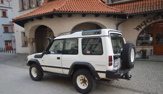 LAND ROVER Discovery 
