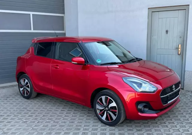 SUZUKI Swift 1.0 Boosterjet (SHVS) Hybrid Comfort+
