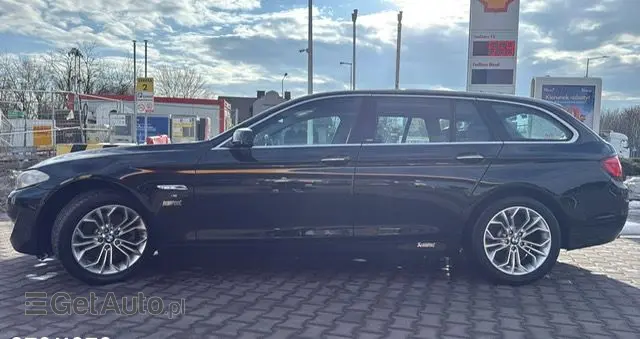 BMW Seria 5 520d Luxury Line