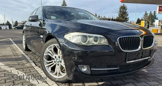 BMW Seria 5 520d Luxury Line
