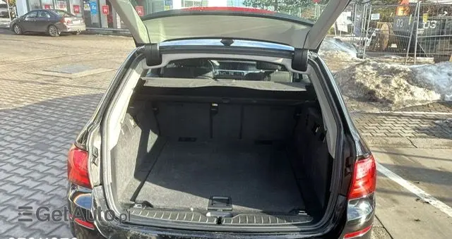 BMW Seria 5 520d Luxury Line