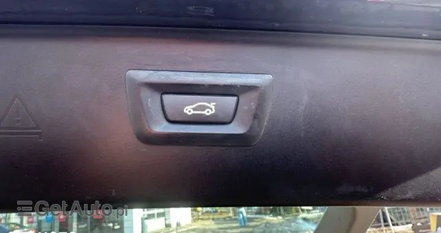 BMW Seria 5 520d Luxury Line