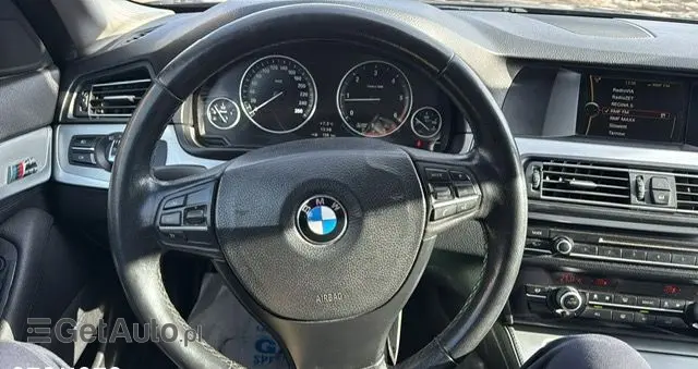 BMW Seria 5 520d Luxury Line