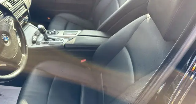 BMW Seria 5 520d Luxury Line
