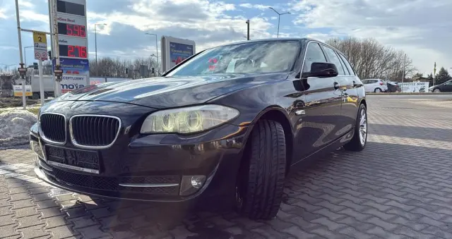 BMW Seria 5 520d Luxury Line