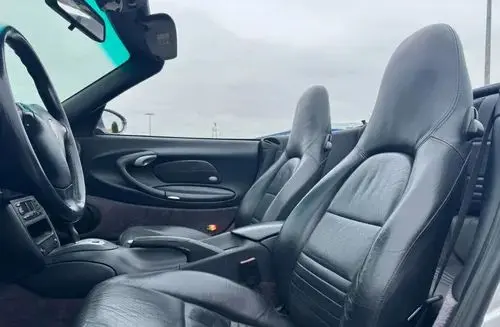 PORSCHE 911 Carrera 