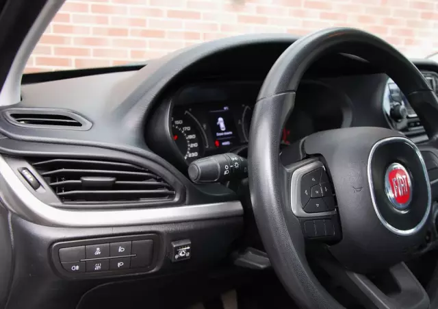 FIAT Tipo 1.4 16v Easy EU6d