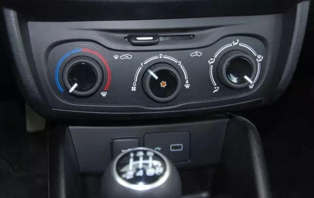 FIAT Tipo 1.4 16v Easy EU6d