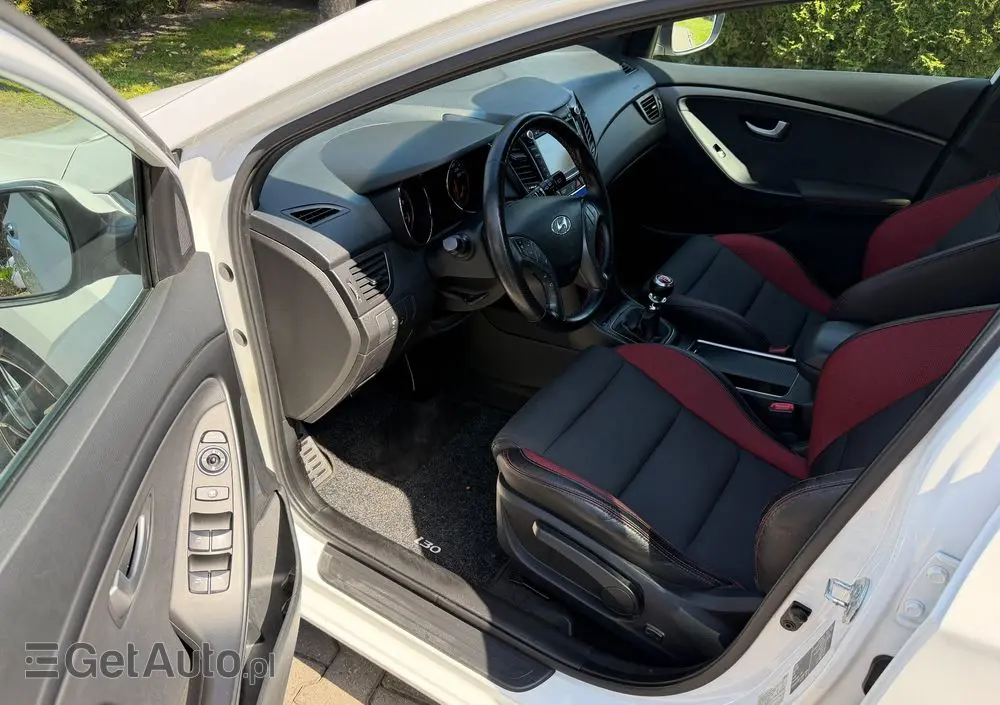 HYUNDAI I30 1.6 GDI Turbo Luxury