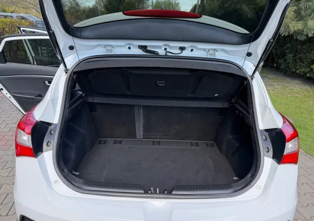 HYUNDAI I30 1.6 GDI Turbo Luxury