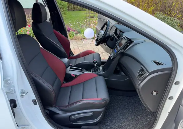 HYUNDAI I30 1.6 GDI Turbo Luxury