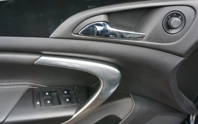 OPEL Insignia 2.8 V6 Turbo 4x4 Automatik OPC