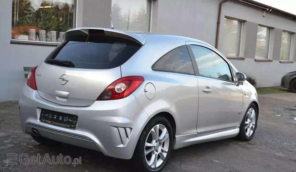 OPEL Corsa 