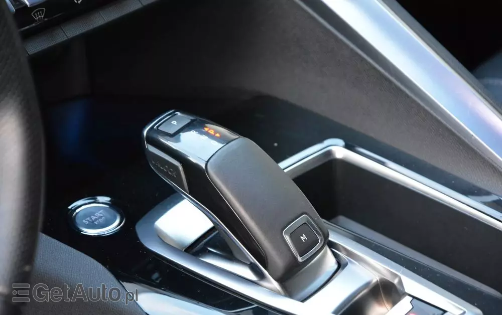 PEUGEOT 3008 2.0 BlueHDi GT S&S EAT8