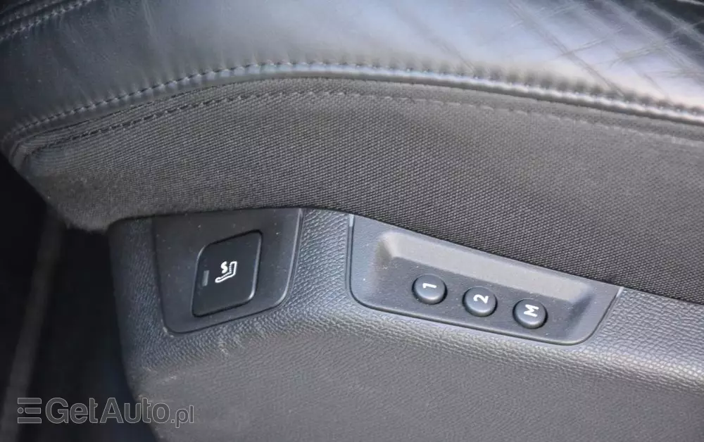 PEUGEOT 3008 2.0 BlueHDi GT S&S EAT8