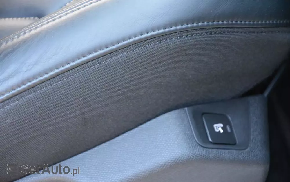 PEUGEOT 3008 2.0 BlueHDi GT S&S EAT8