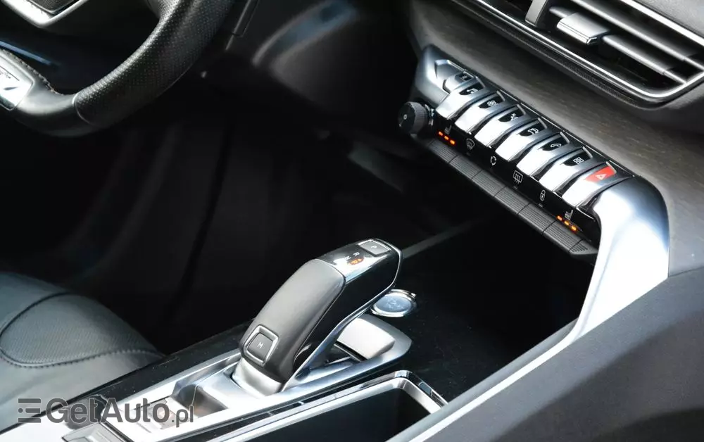 PEUGEOT 3008 2.0 BlueHDi GT S&S EAT8