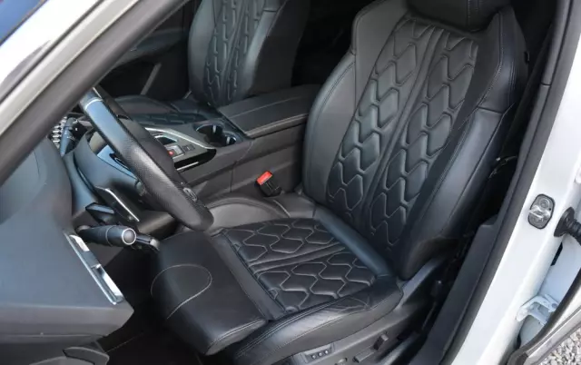 PEUGEOT 3008 2.0 BlueHDi GT S&S EAT8