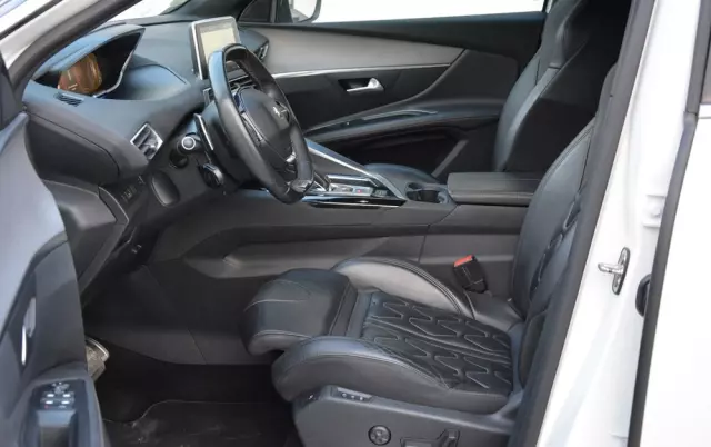 PEUGEOT 3008 2.0 BlueHDi GT S&S EAT8